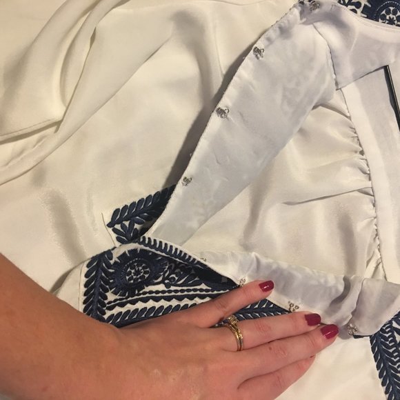 EUC Freeway (Lulu's) Embroidered Silk Blouse Size M - Picture 3 of 3